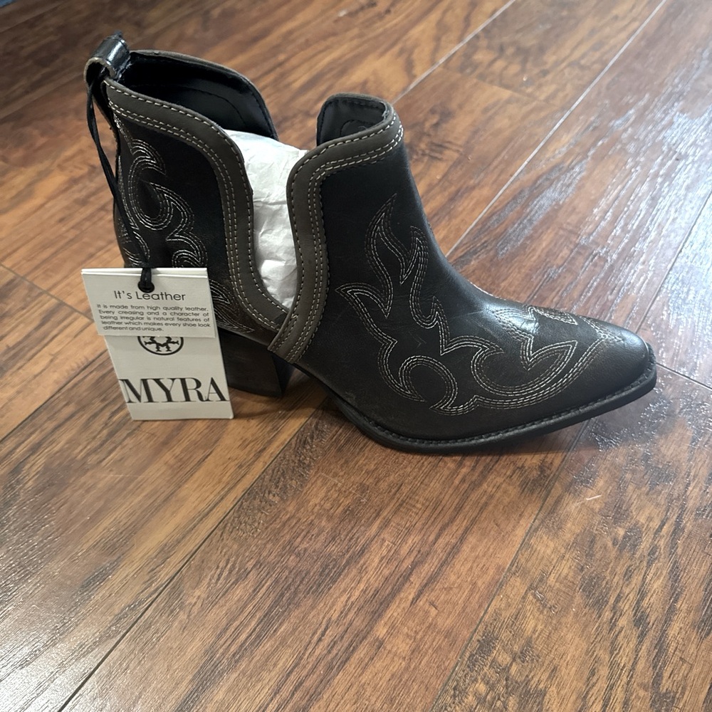 Myra Women's dark brown Leather Ankle Boots